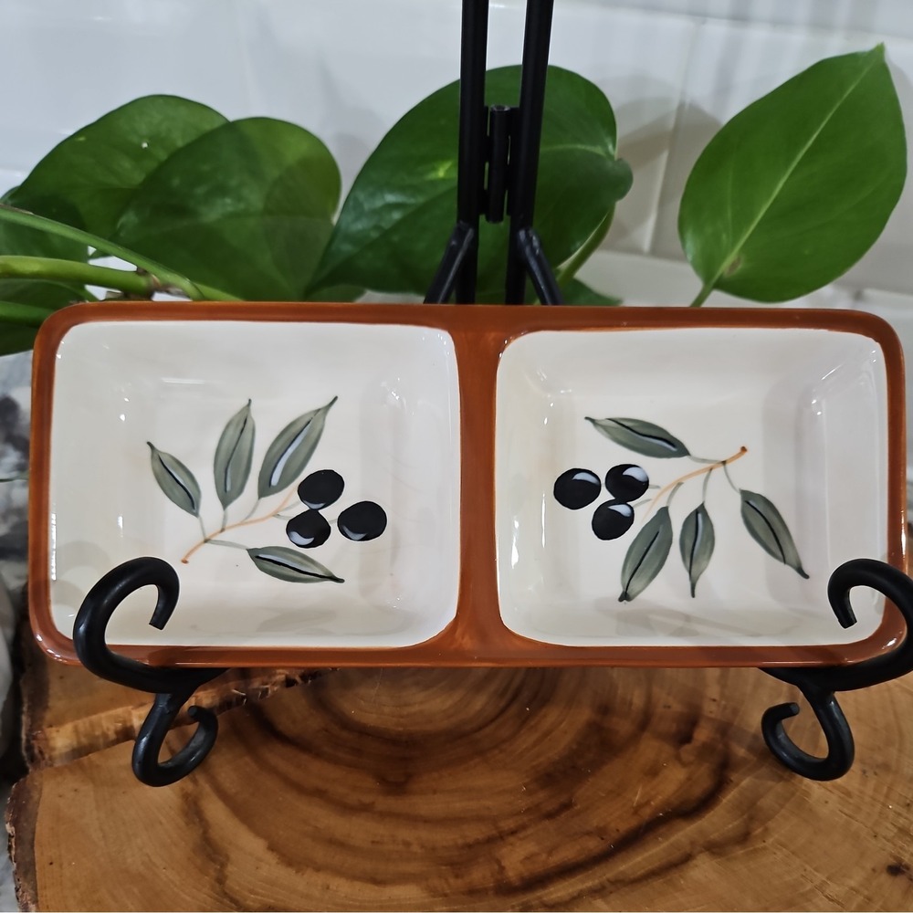 Inspirado Stonelite Clay Ceramic Two Section Olive Serving Dish